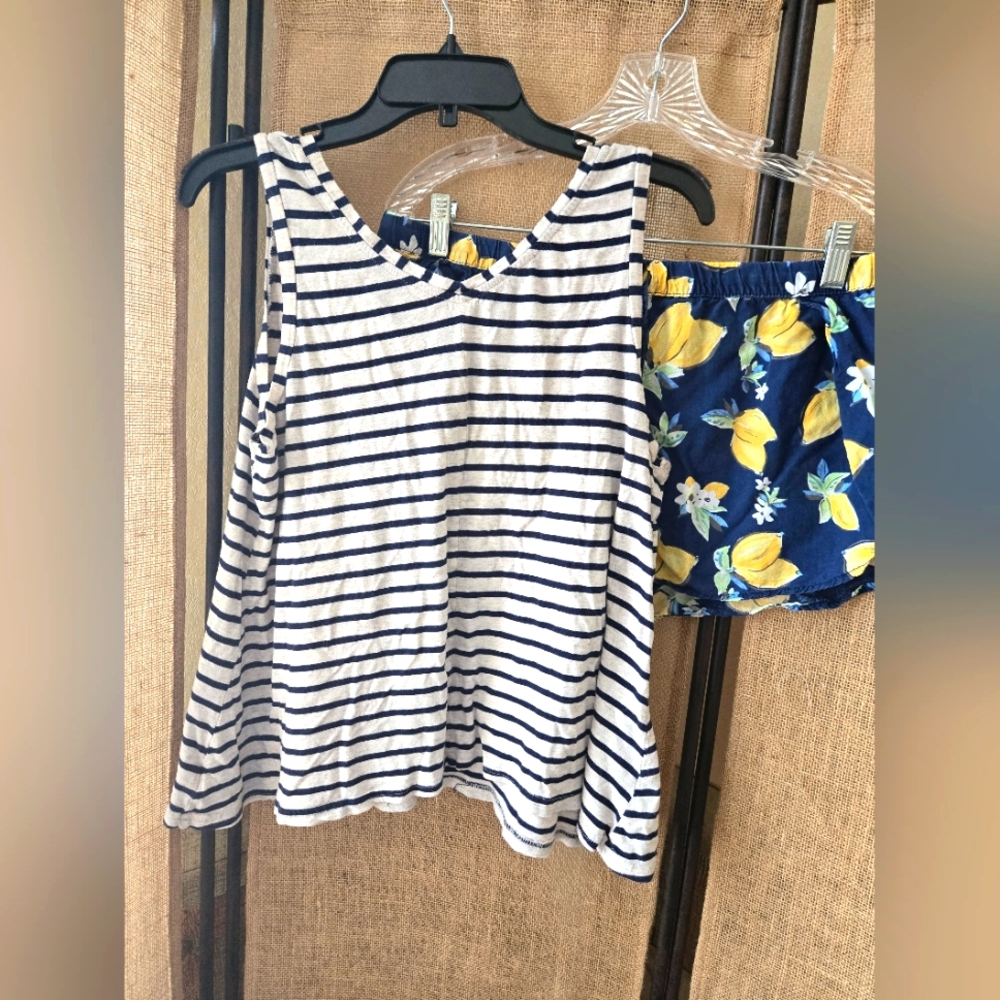 Women's Gillian & Malley Striped Tank & Floral Shorts Lemon Sleep Set Size Large
